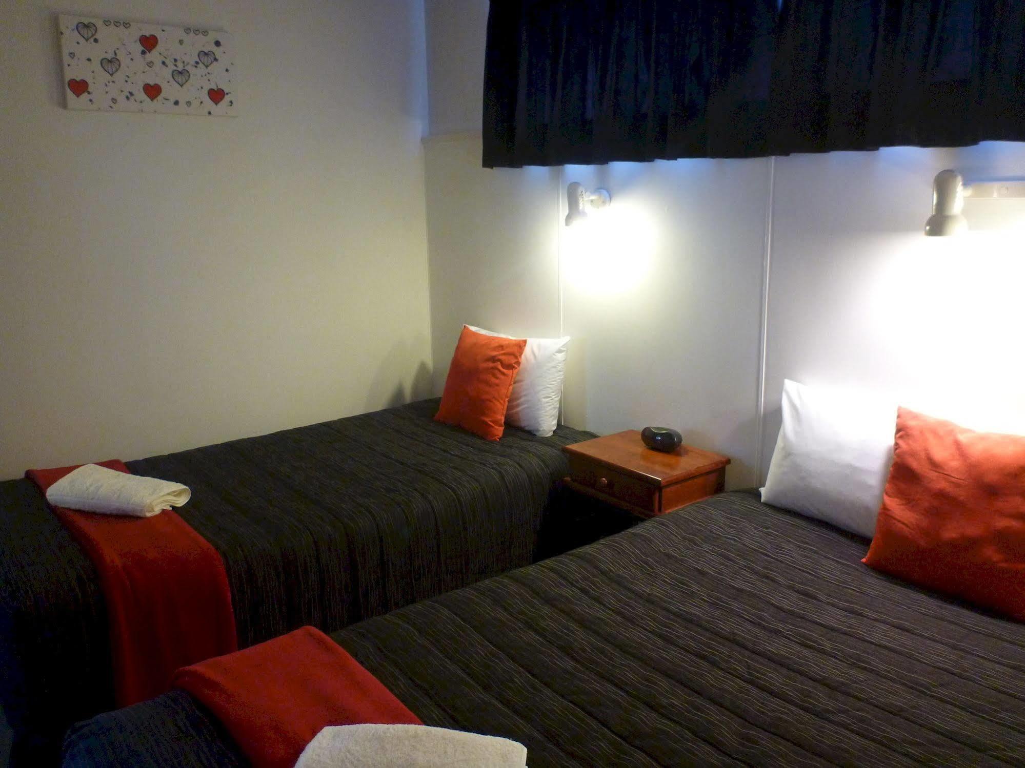Fernleaf Motel Rotorua Eksteriør billede